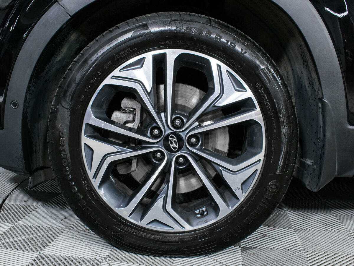 Hyundai Santa Fe 2019 года с пробегом. Фото: #15