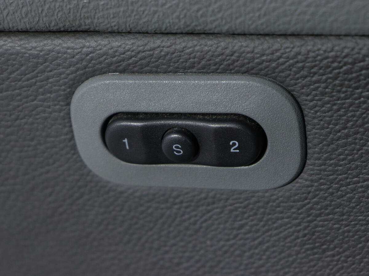 Jeep Grand Cherokee 2007 года с пробегом. Фото: #16