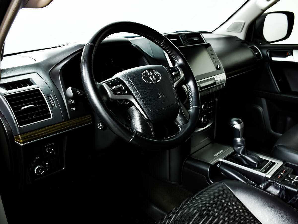 Toyota Land Cruiser Prado 2020 года с пробегом. Фото: #12
