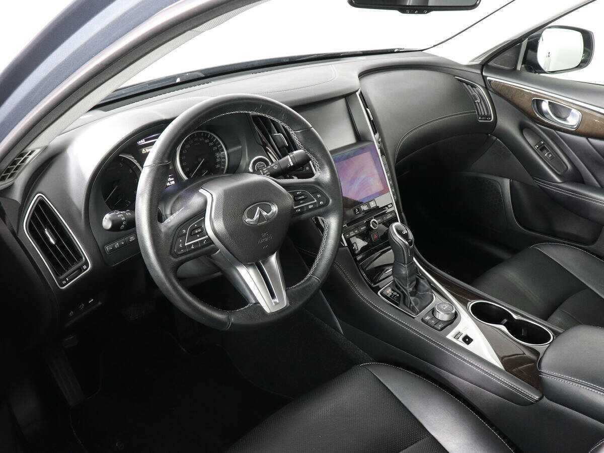 Infiniti Q50 2017 года с пробегом. Фото: #8