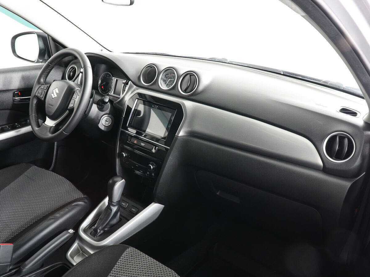 Б/У Сузуки Витара 2016 года. Фото: #9