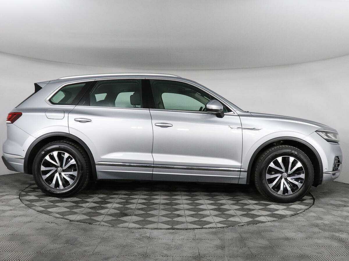 Volkswagen Touareg 2020 года с пробегом. Фото: #3