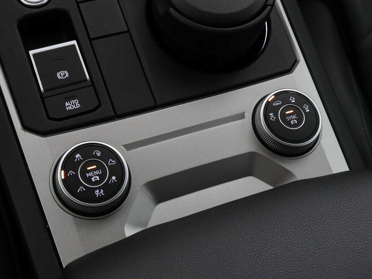 Volkswagen Touareg 2020 года с пробегом. Фото: #14