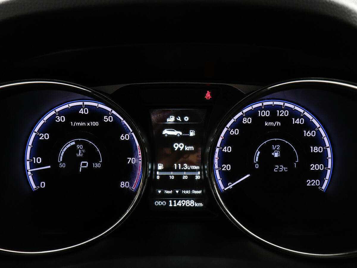 Б/У Хендай ай-икс35 2015 года. Фото: #10