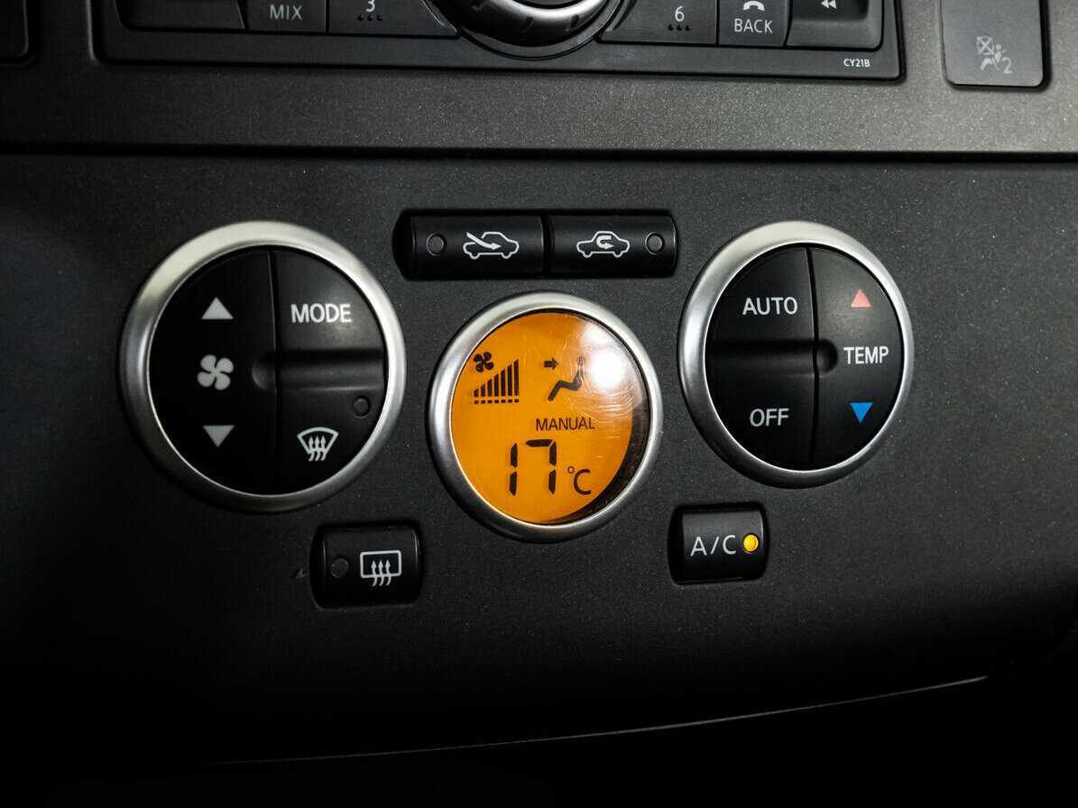 Nissan Tiida 2008 года с пробегом. Фото: #13