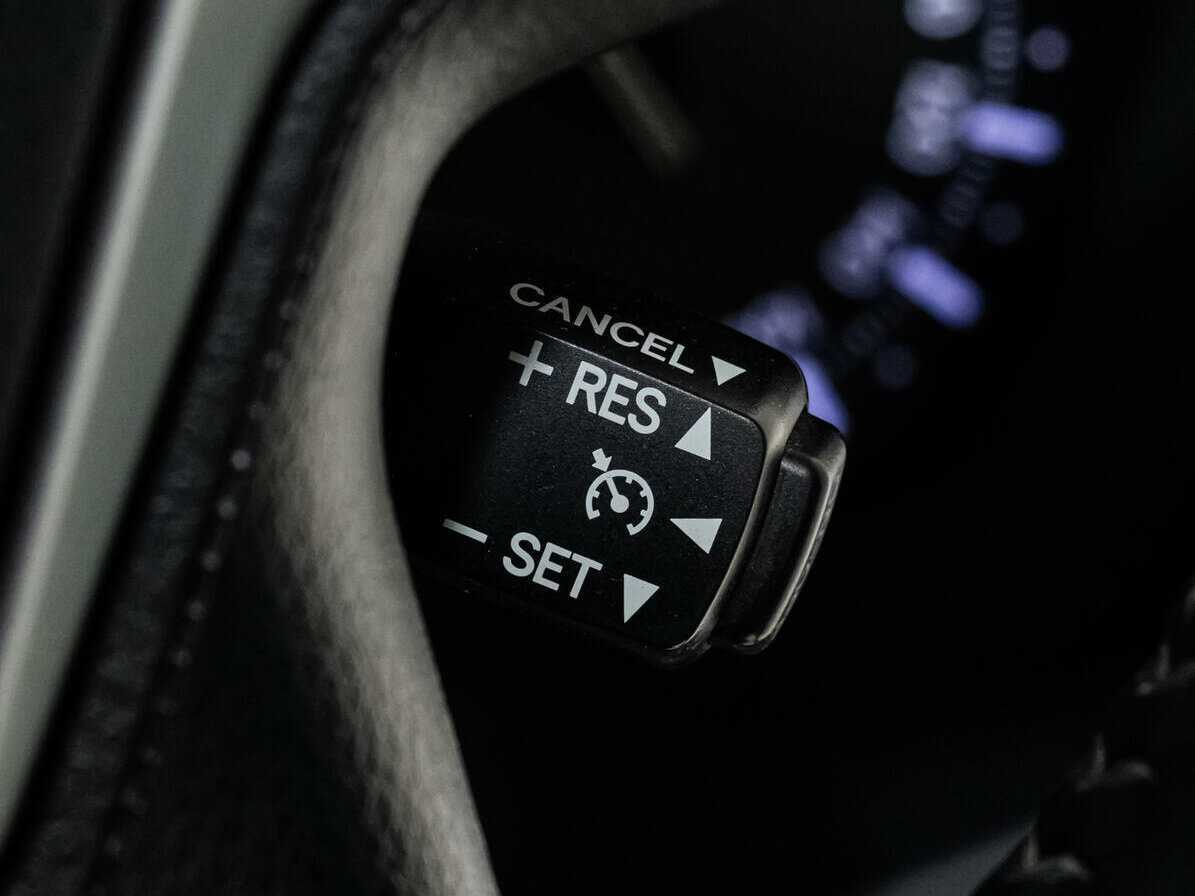 Toyota Land Cruiser Prado 2021 года с пробегом. Фото: #18