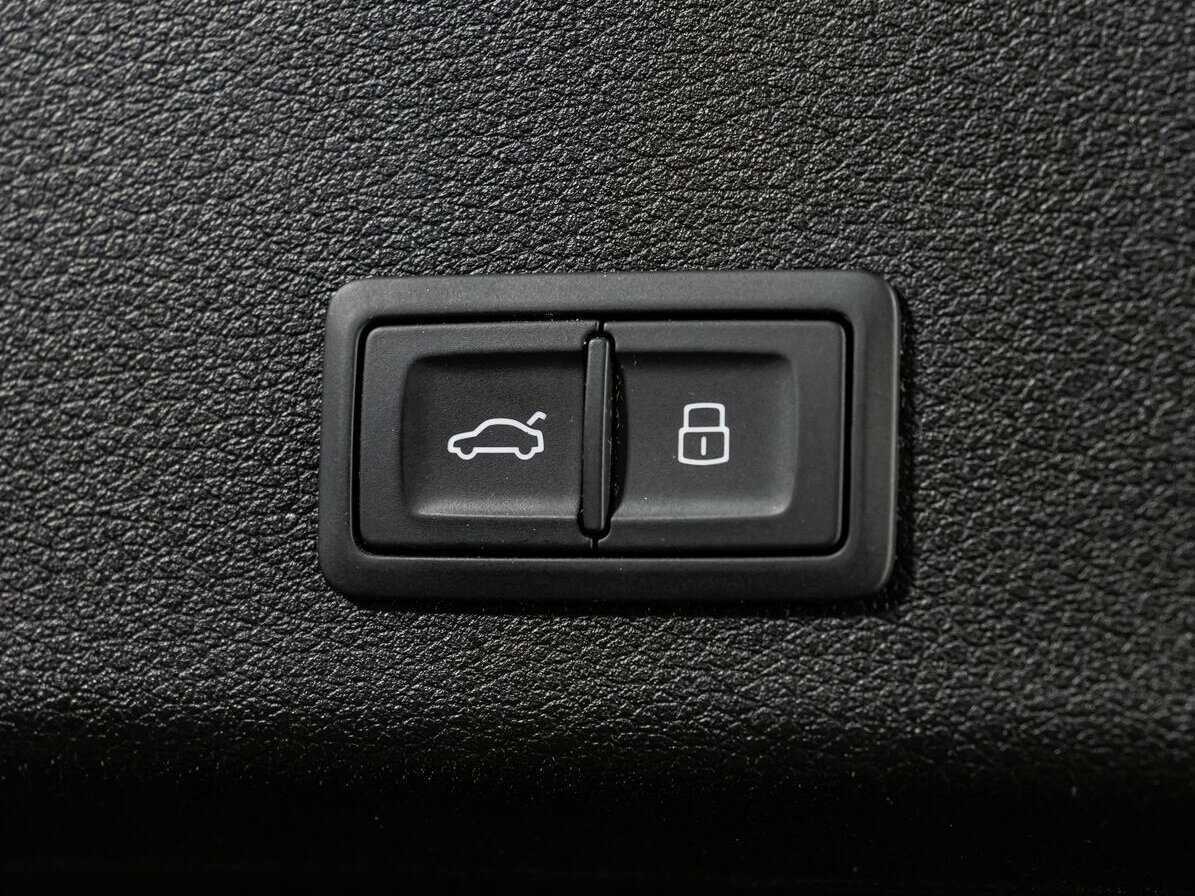Audi e-tron 2019 года с пробегом. Фото: #21