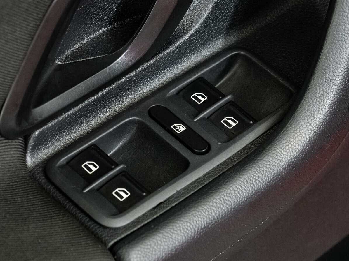 Б/У Шкода Фабия 2012 года. Фото: #12