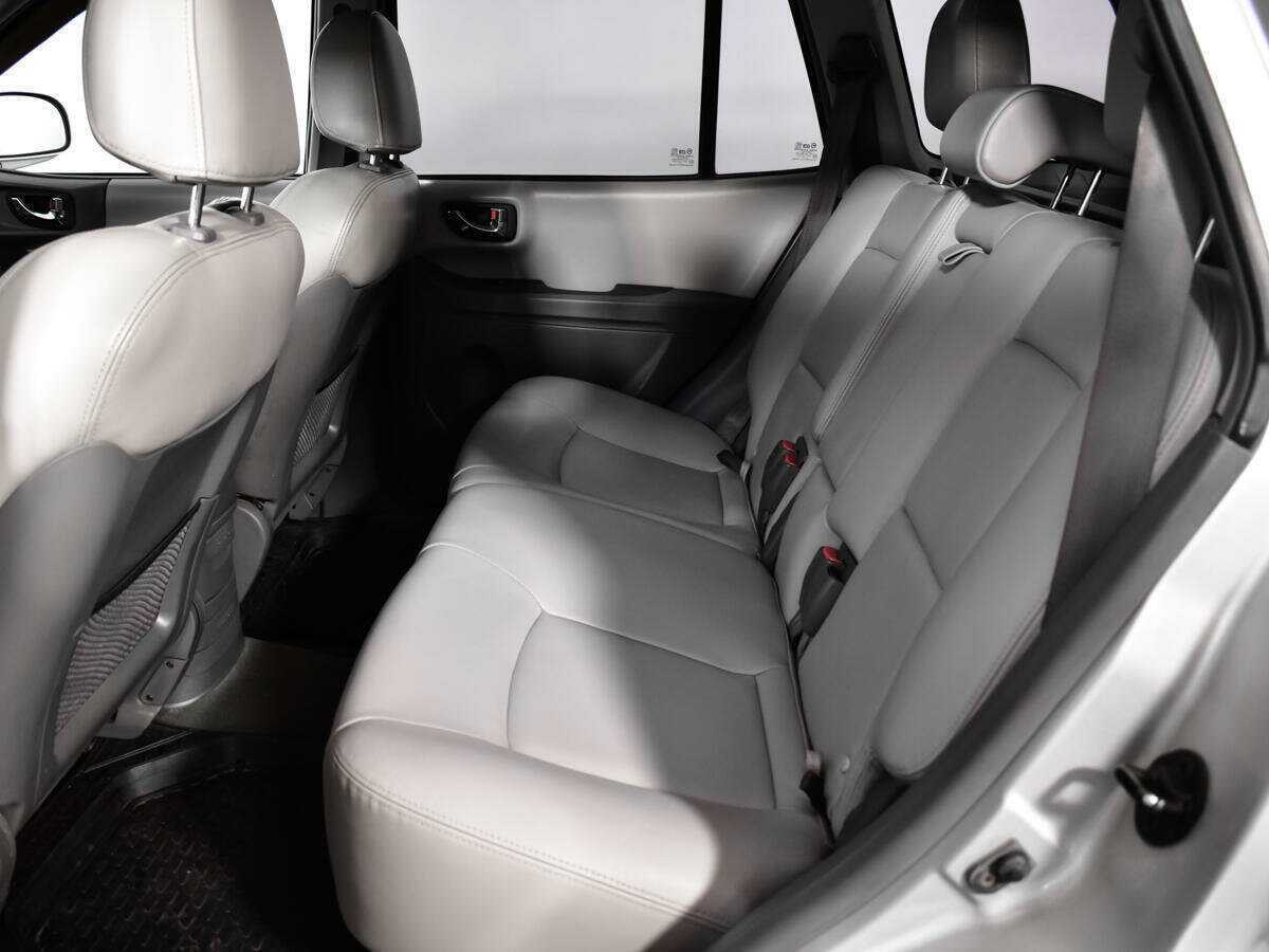 Hyundai Santa Fe 2005 года с пробегом. Фото: #9