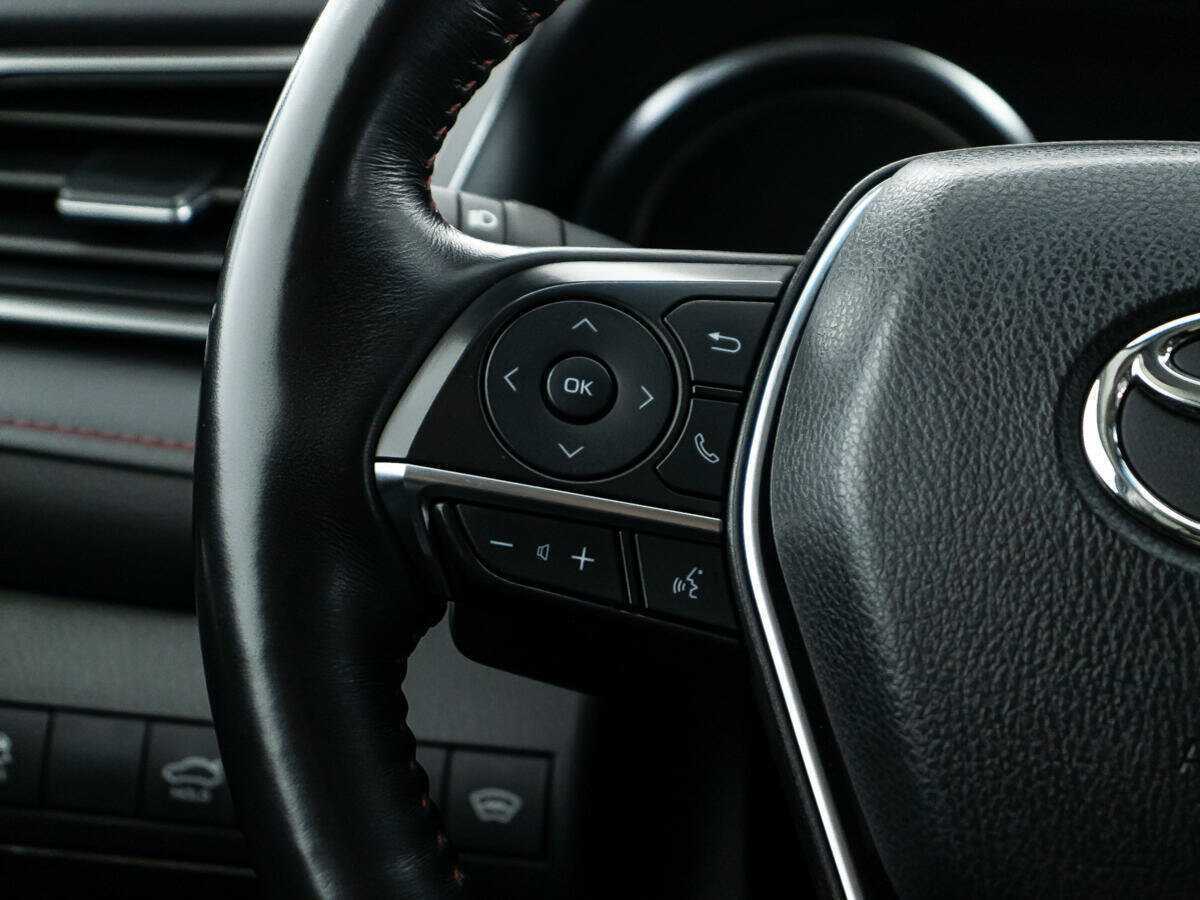 Toyota Camry 2021 года с пробегом. Фото: #22