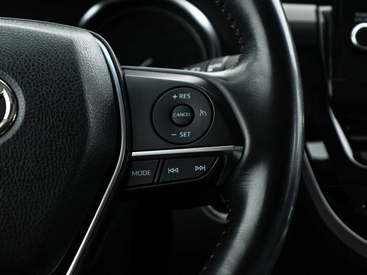 Toyota Camry 2021 года с пробегом. Фото: #23