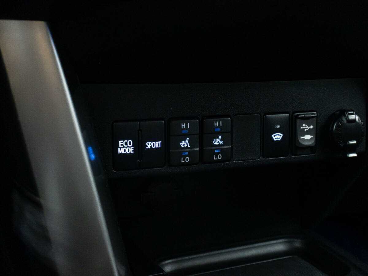 Toyota RAV4 2017 года с пробегом. Фото: #16