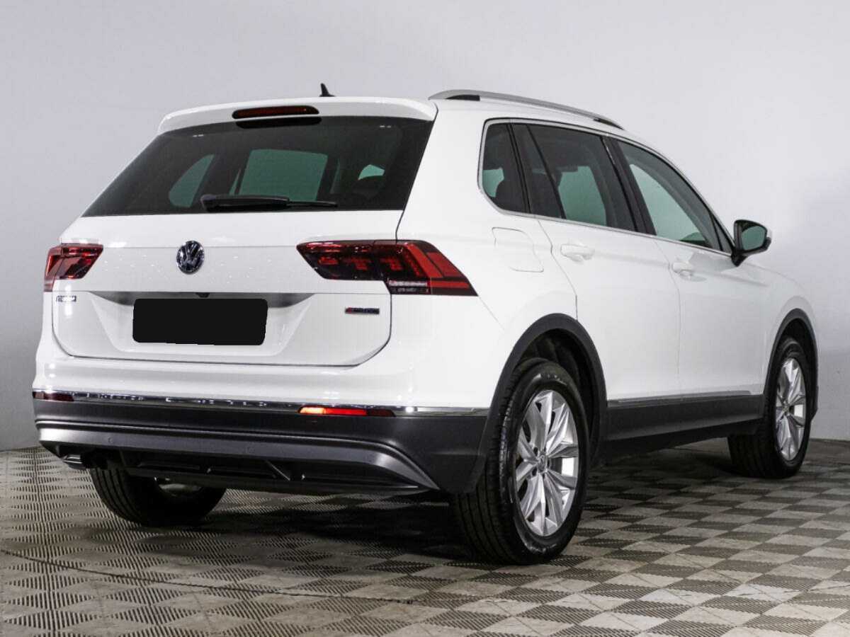 Volkswagen Tiguan 2018 года с пробегом. Фото: #4