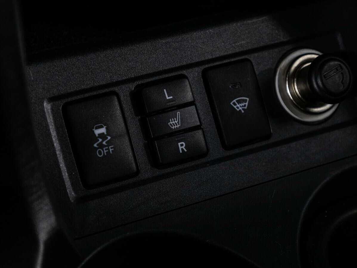 Toyota RAV4 2011 года с пробегом. Фото: #13