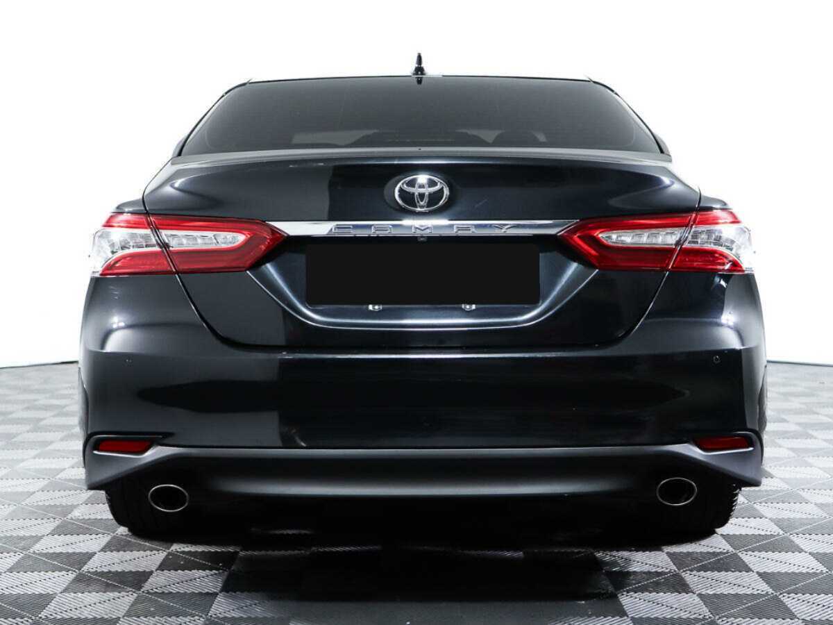 Toyota Camry 2022 года с пробегом. Фото: #3