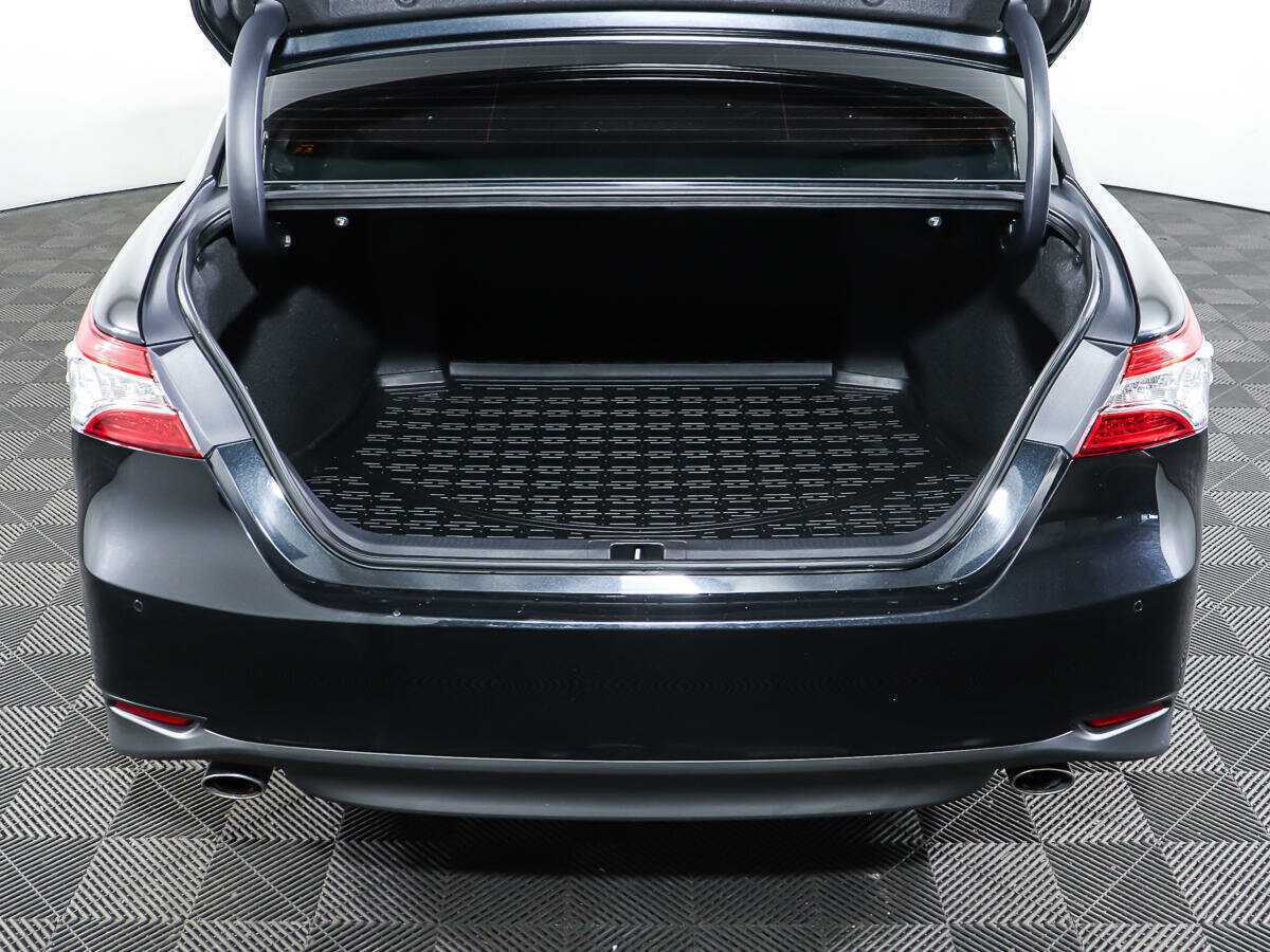 Toyota Camry 2022 года с пробегом. Фото: #6