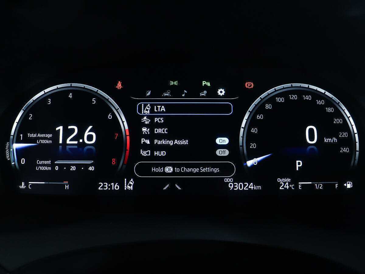 Toyota Camry 2022 года с пробегом. Фото: #12