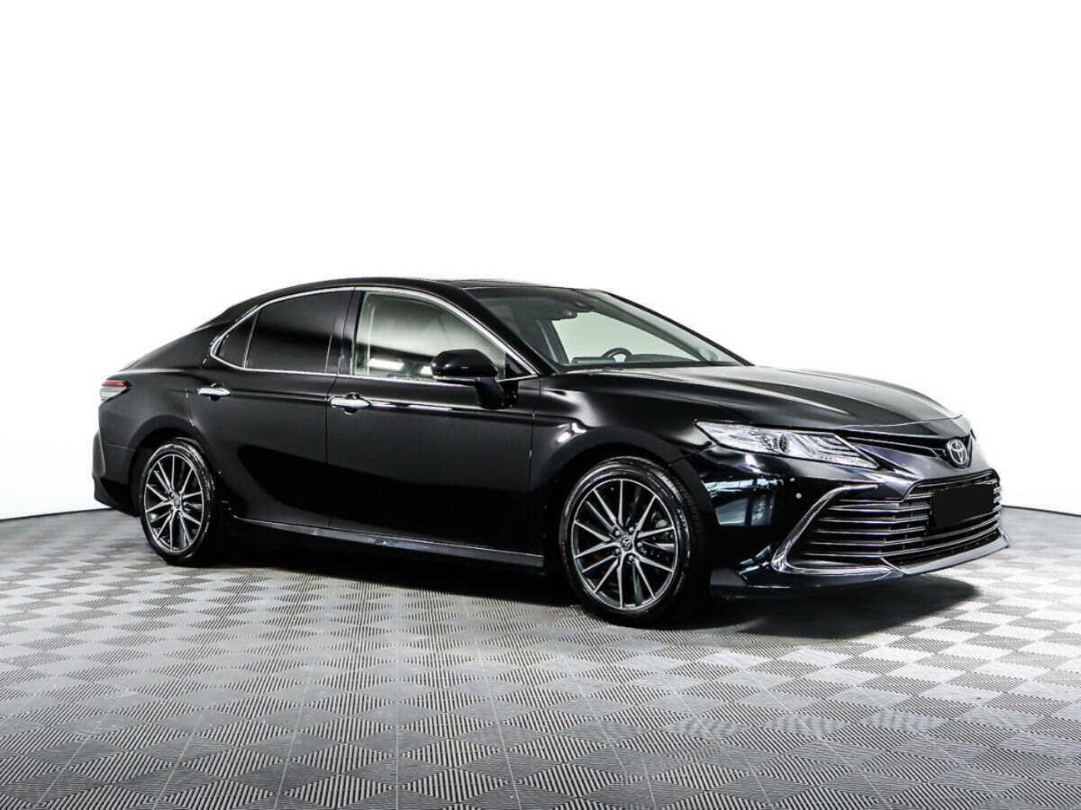Toyota Camry 2022 года с пробегом. Фото: #1