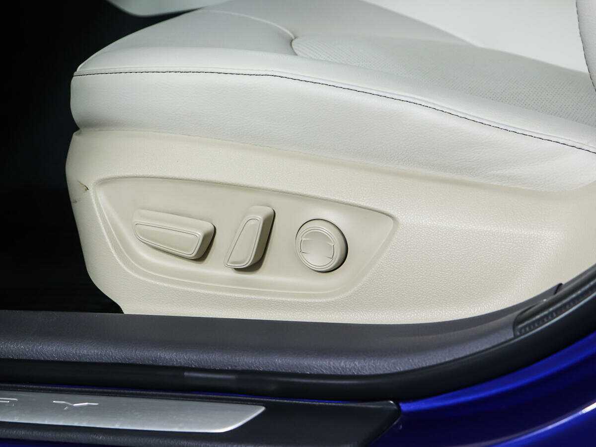 Toyota Camry 2021 года с пробегом. Фото: #15