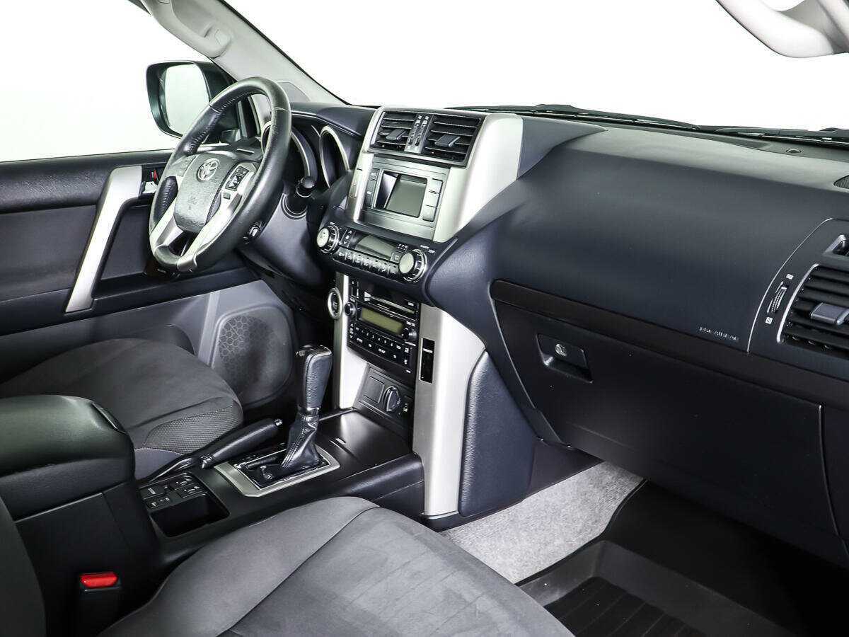 Toyota Land Cruiser Prado 2011 года с пробегом. Фото: #7