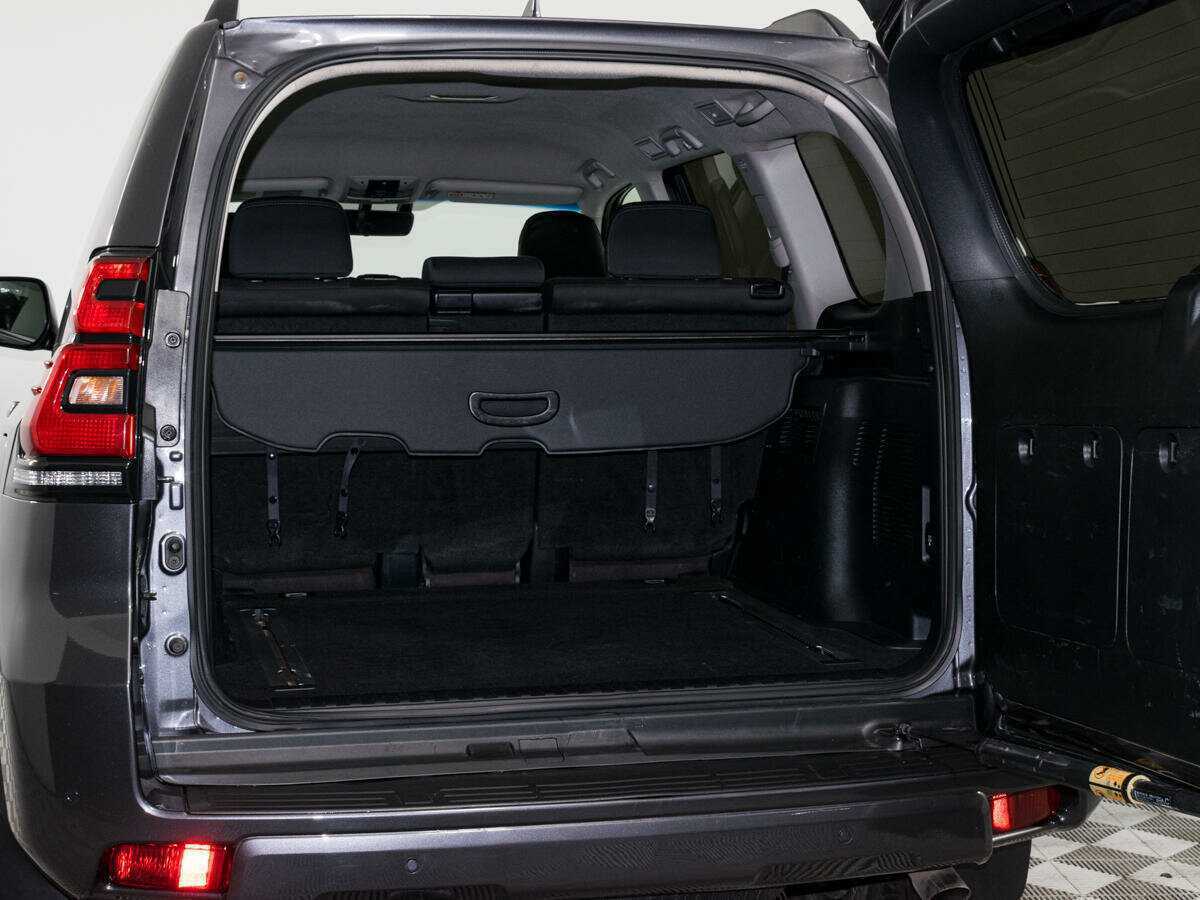 Toyota Land Cruiser Prado 2018 года с пробегом. Фото: #8