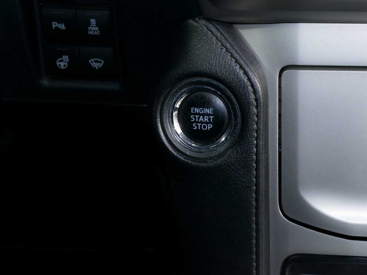 Toyota Land Cruiser Prado 2018 года с пробегом. Фото: #17