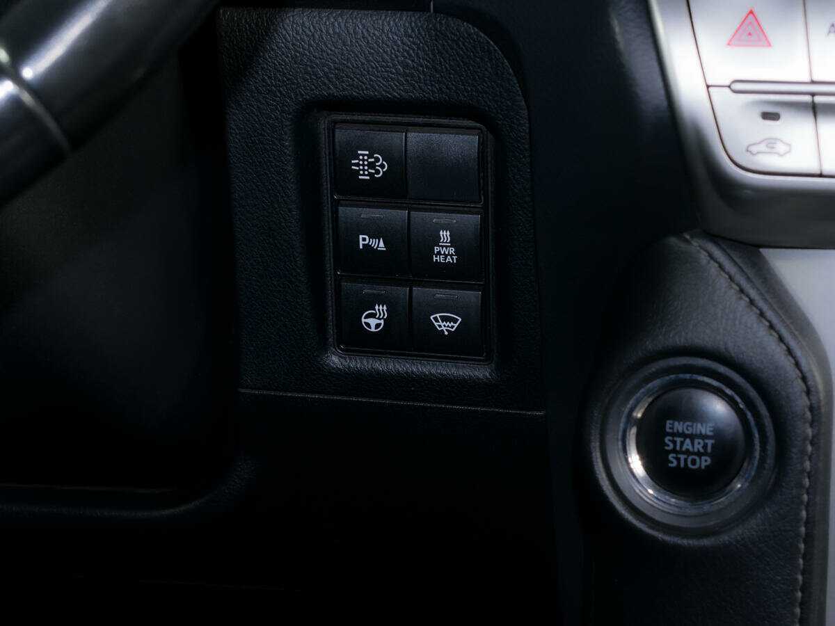 Toyota Land Cruiser Prado 2018 года с пробегом. Фото: #19