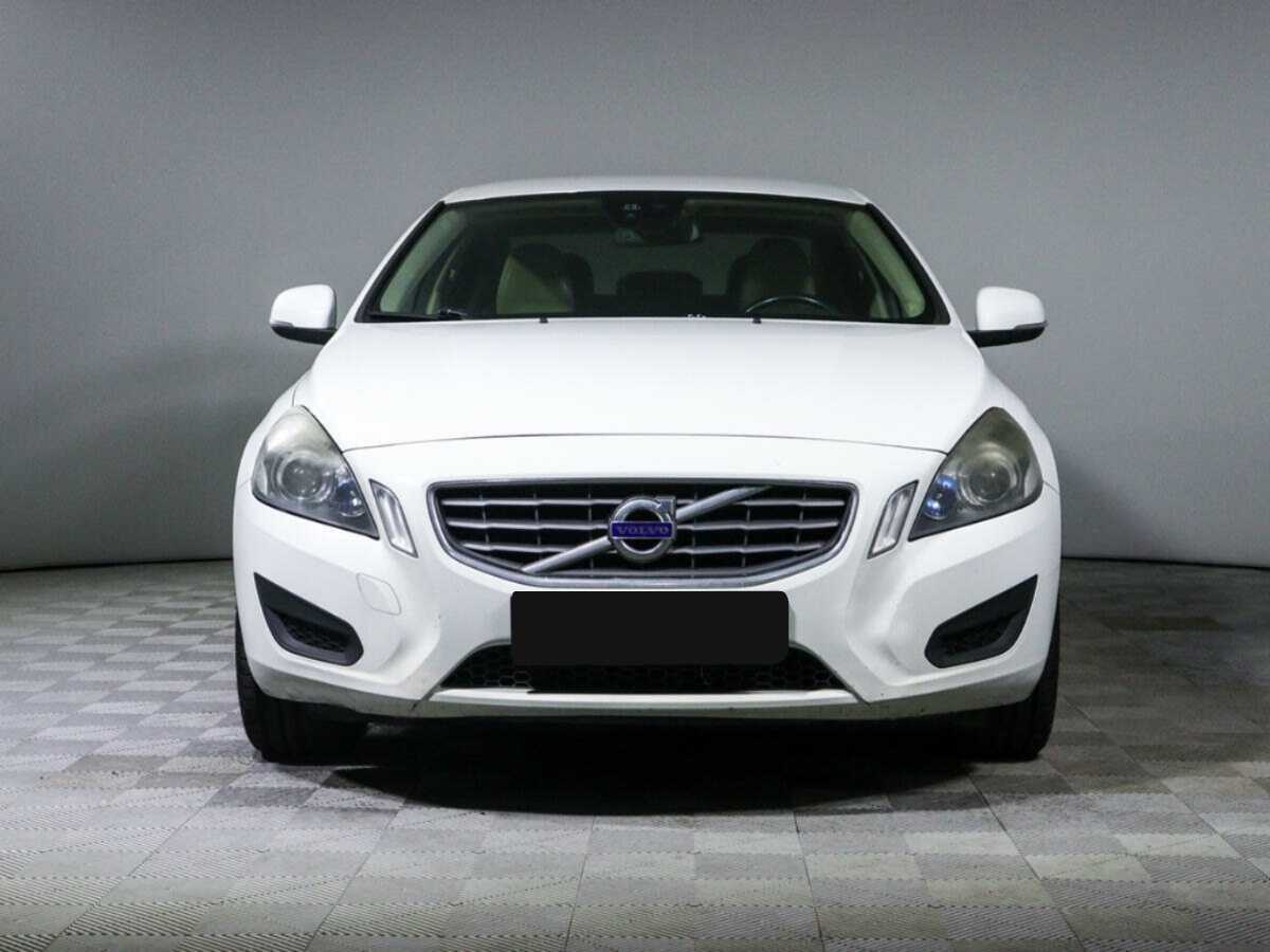 Volvo S60 2011 года с пробегом. Фото: #1