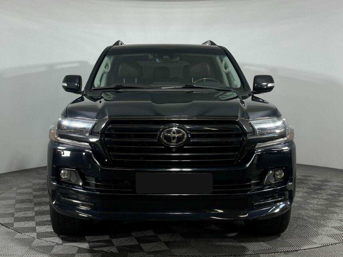 Toyota Land Cruiser 2016 года с пробегом. Фото: #1
