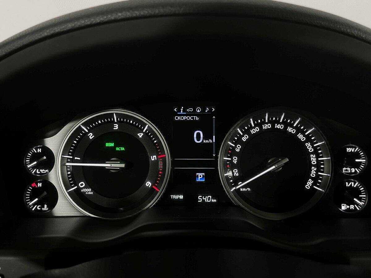 Toyota Land Cruiser 2016 года с пробегом. Фото: #10