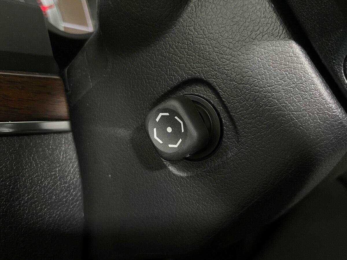 Toyota Land Cruiser 2016 года с пробегом. Фото: #19