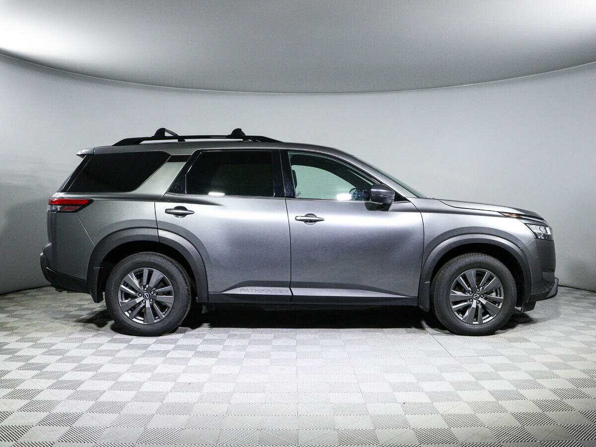 Nissan Pathfinder 2022 года с пробегом. Фото: #3