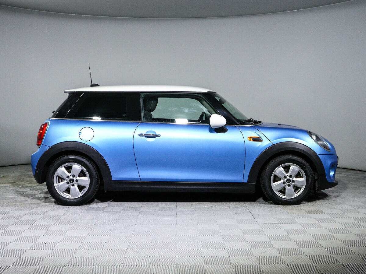 Mini Hatch 2018 года с пробегом. Фото: #3