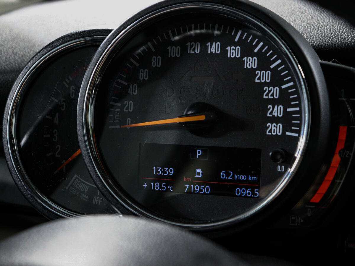 Mini Hatch 2018 года с пробегом. Фото: #10