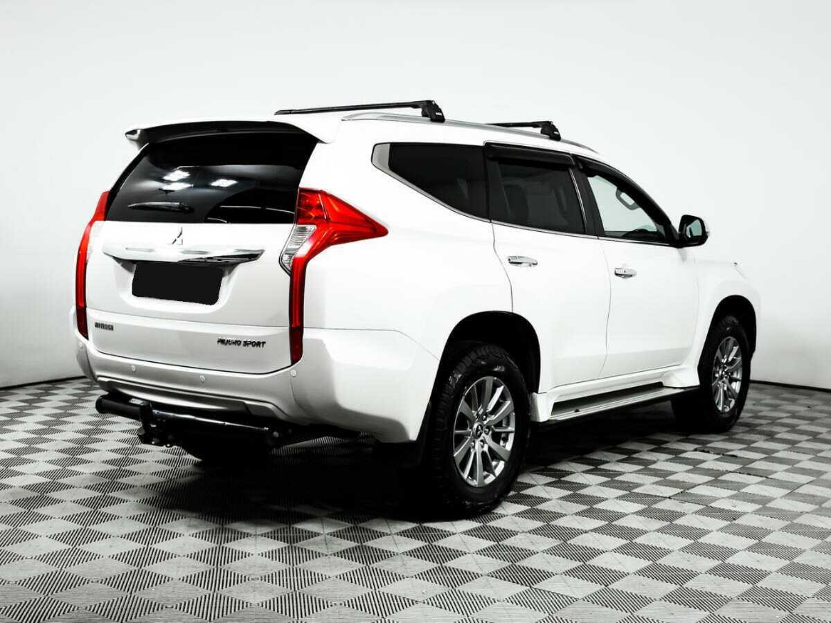 Mitsubishi Pajero Sport 2019 года с пробегом. Фото: #4