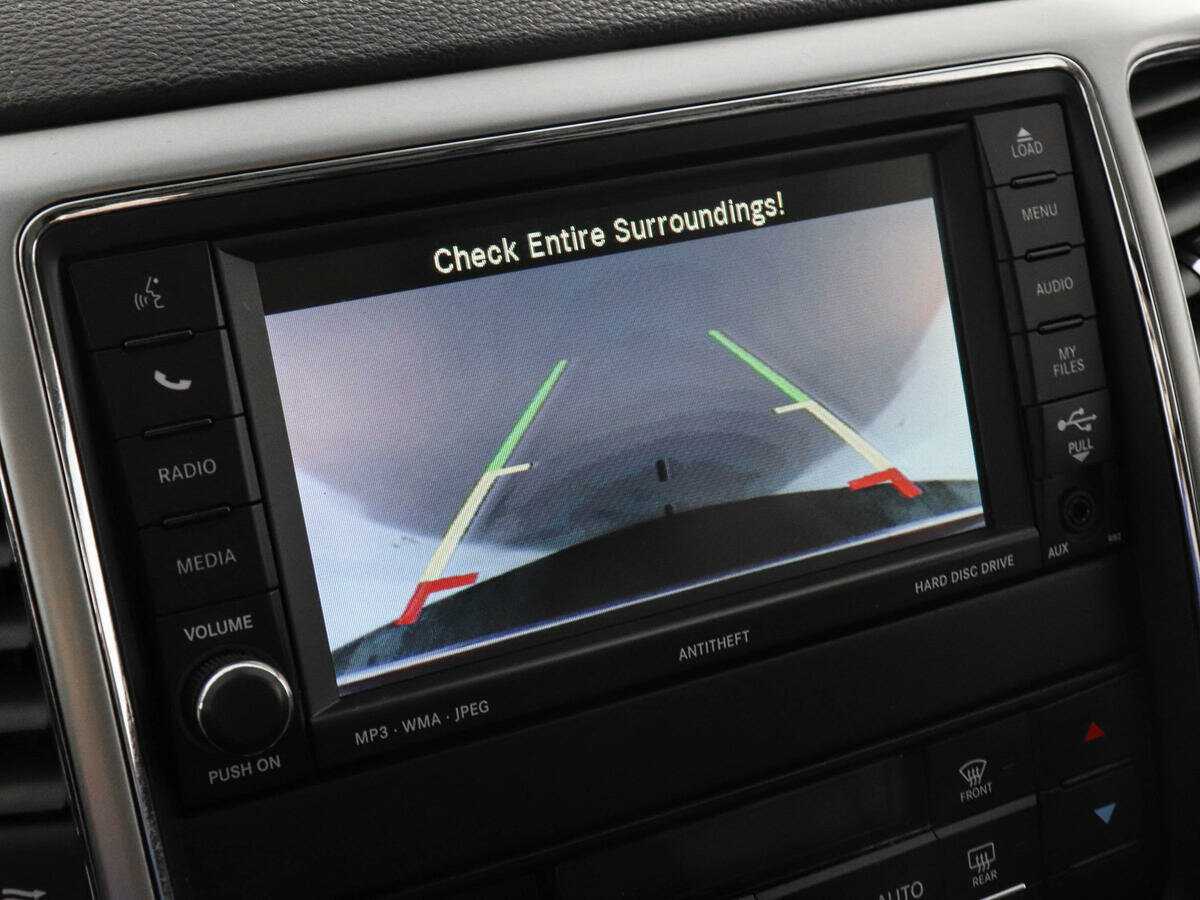 Jeep Grand Cherokee 2011 года с пробегом. Фото: #12