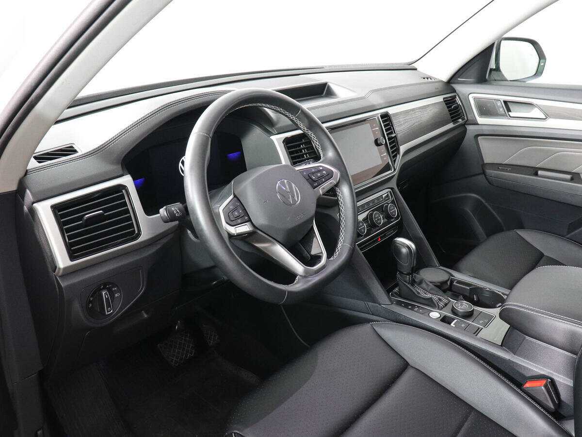 Volkswagen Teramont 2021 года с пробегом. Фото: #8