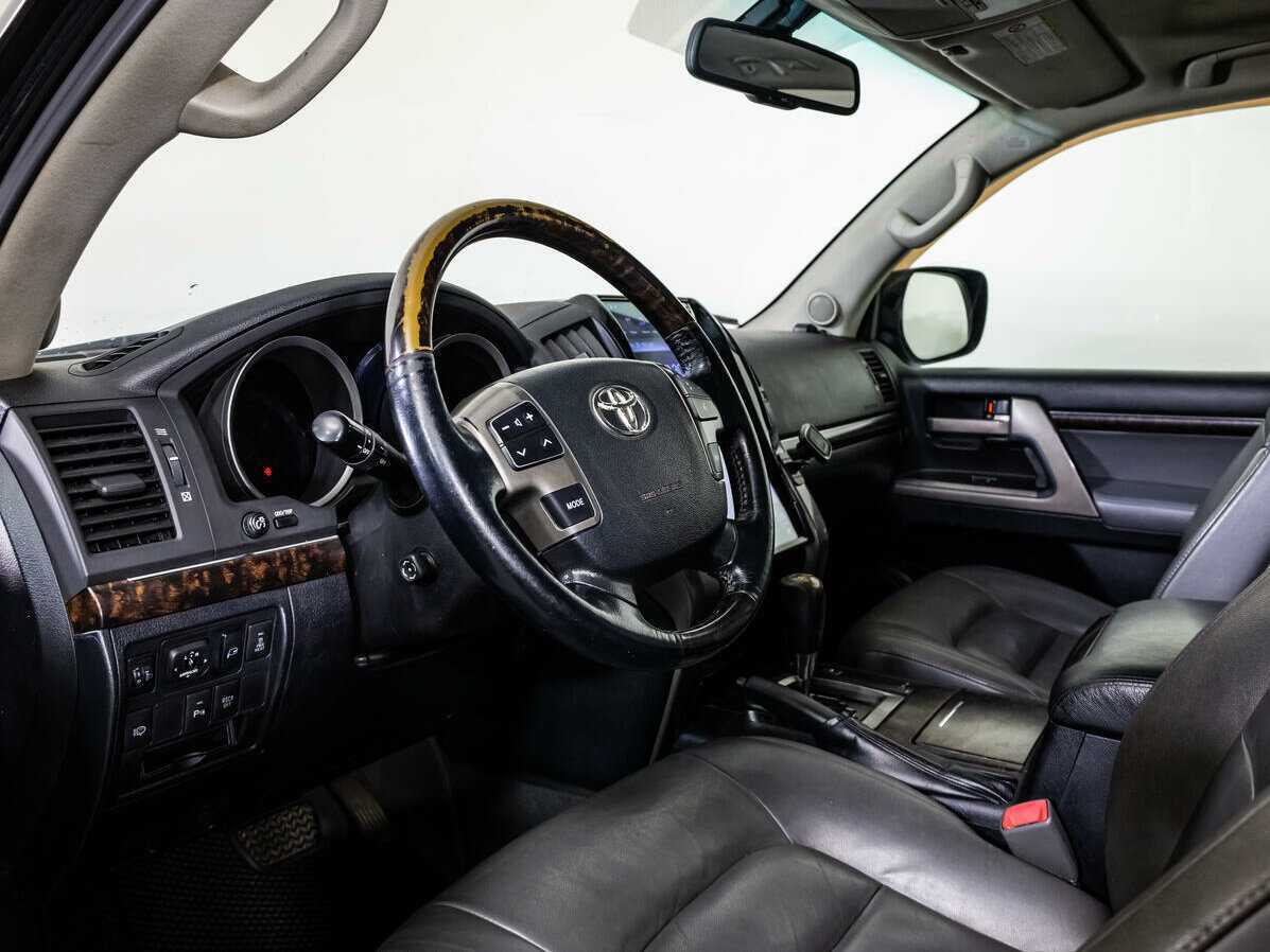 Toyota Land Cruiser 2008 года с пробегом. Фото: #8