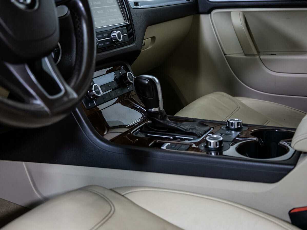 Volkswagen Touareg 2011 года с пробегом. Фото: #20