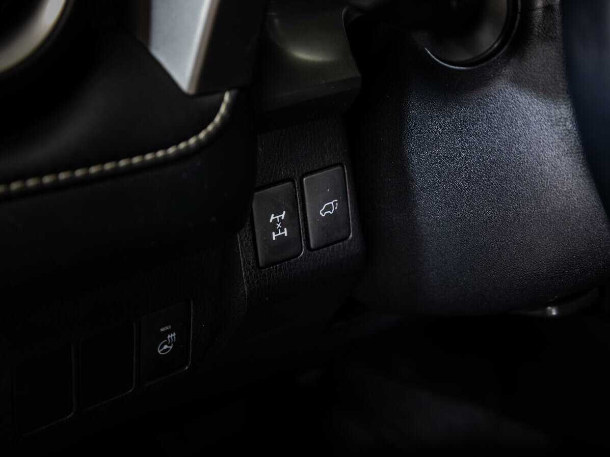 Toyota RAV4 2018 года с пробегом. Фото: #14