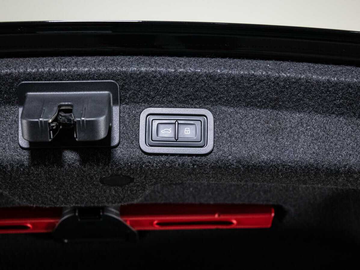 Audi A6 2020 года с пробегом. Фото: #22