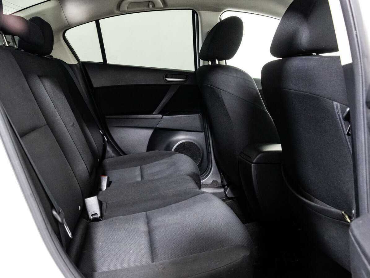 Mazda 3 2010 года с пробегом. Фото: #12