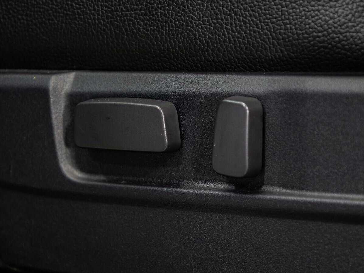 Б/У Митсубиши АС-Икс 2014 года. Фото: #15