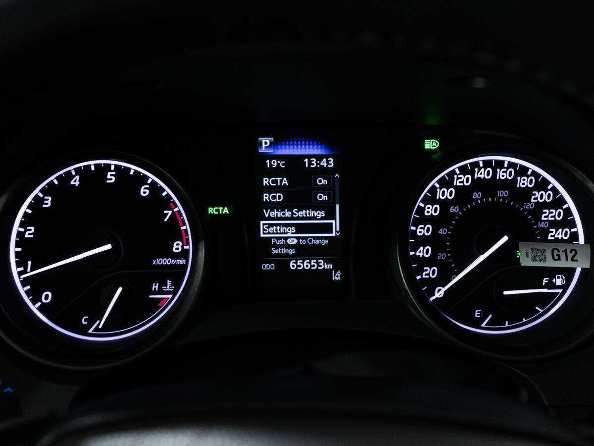 Toyota Camry 2022 года с пробегом. Фото: #9