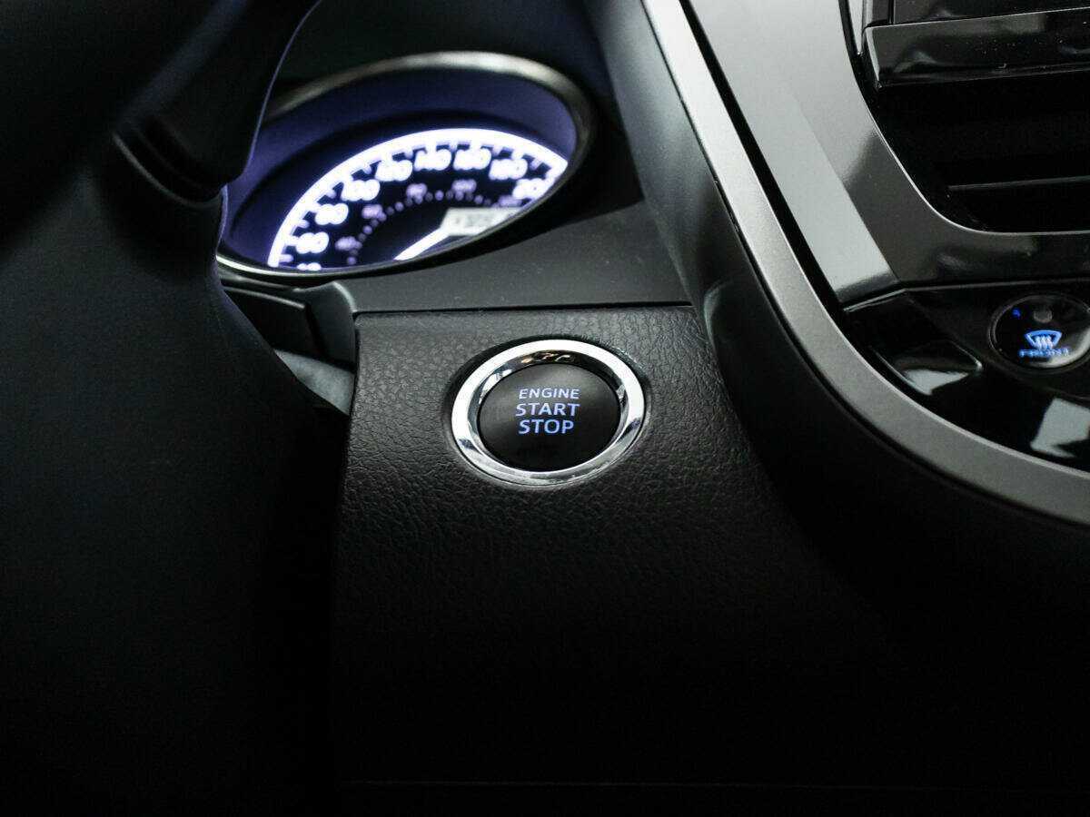 Toyota Camry 2022 года с пробегом. Фото: #17