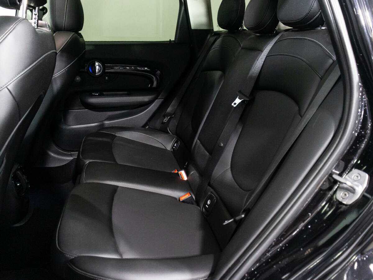 Mini Clubman 2017 года с пробегом. Фото: #9