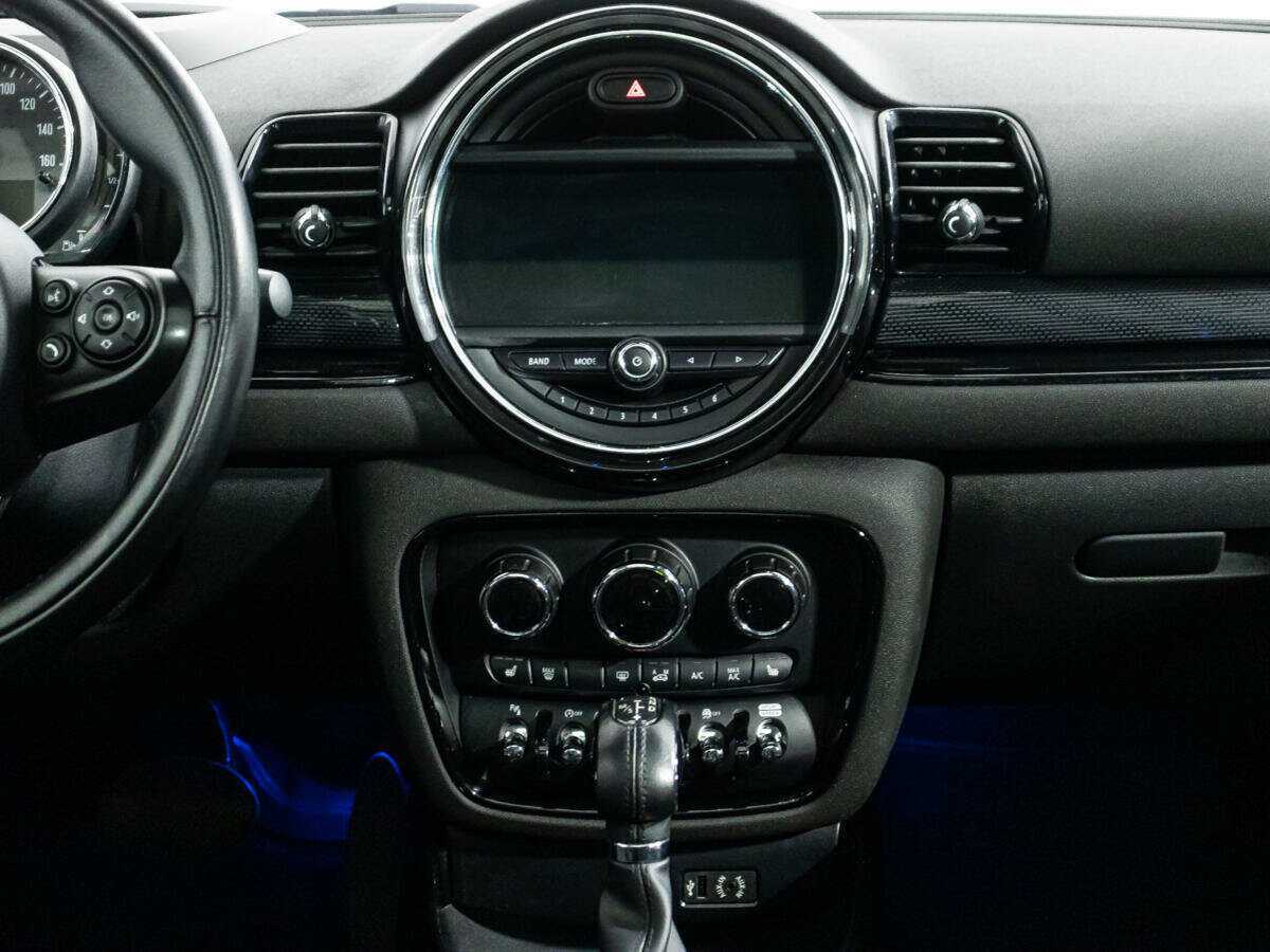 Mini Clubman 2017 года с пробегом. Фото: #13