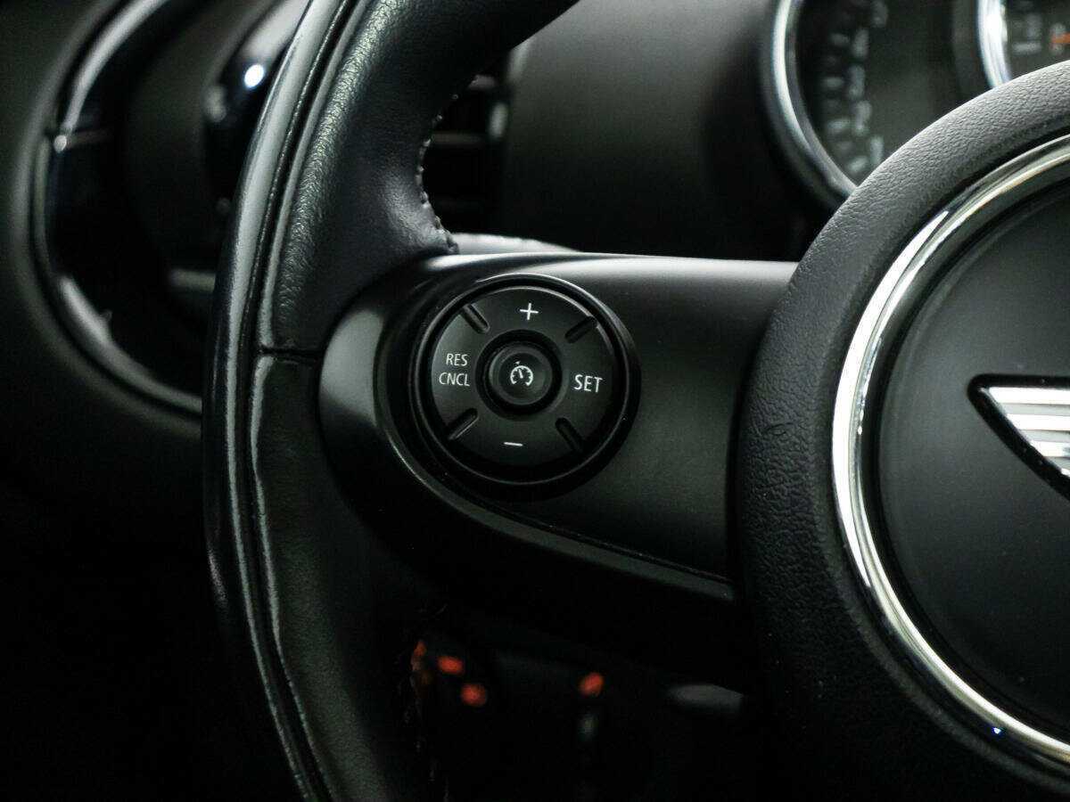 Mini Clubman 2017 года с пробегом. Фото: #20