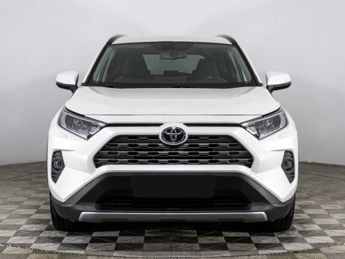 Toyota RAV4 2022 года с пробегом. Фото: #1