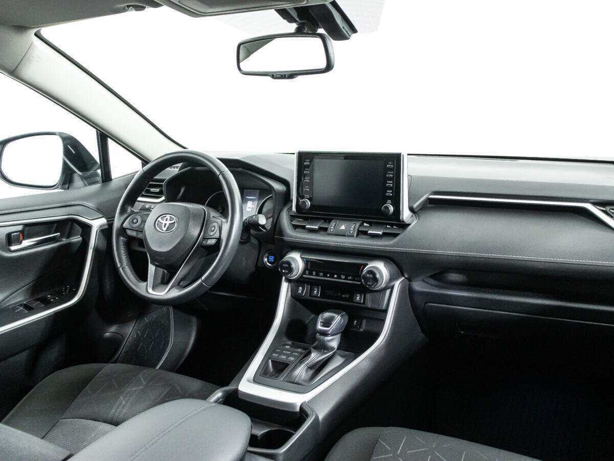 Toyota RAV4 2022 года с пробегом. Фото: #8